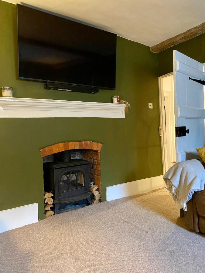 Stunning 2 Bedroom Flat In A Central Location New Alresford Esterno foto