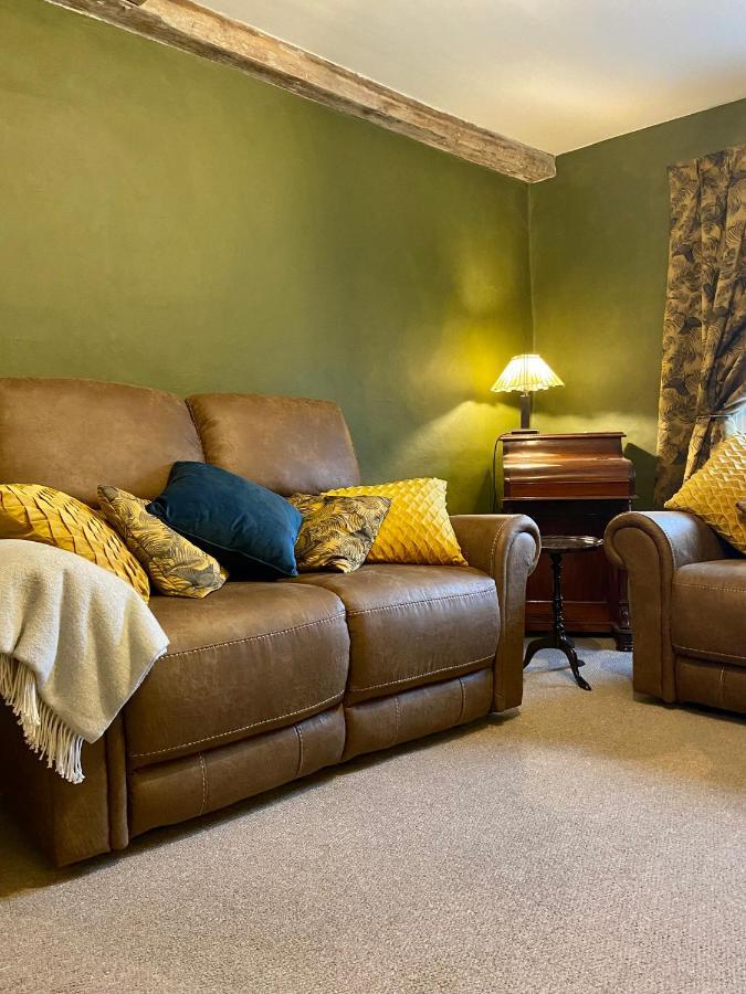 Stunning 2 Bedroom Flat In A Central Location New Alresford Esterno foto